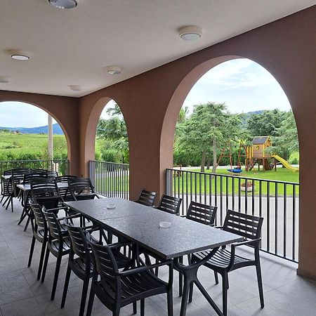 Posestvo Rouna - Winery And Apartments 维帕瓦 外观 照片