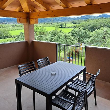 Posestvo Rouna - Winery And Apartments 维帕瓦 外观 照片