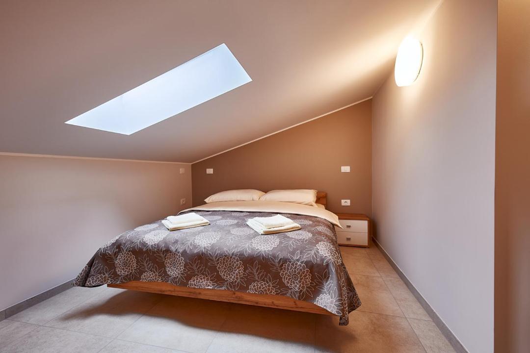 Posestvo Rouna - Winery And Apartments 维帕瓦 外观 照片