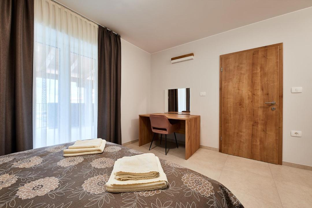 Posestvo Rouna - Winery And Apartments 维帕瓦 外观 照片